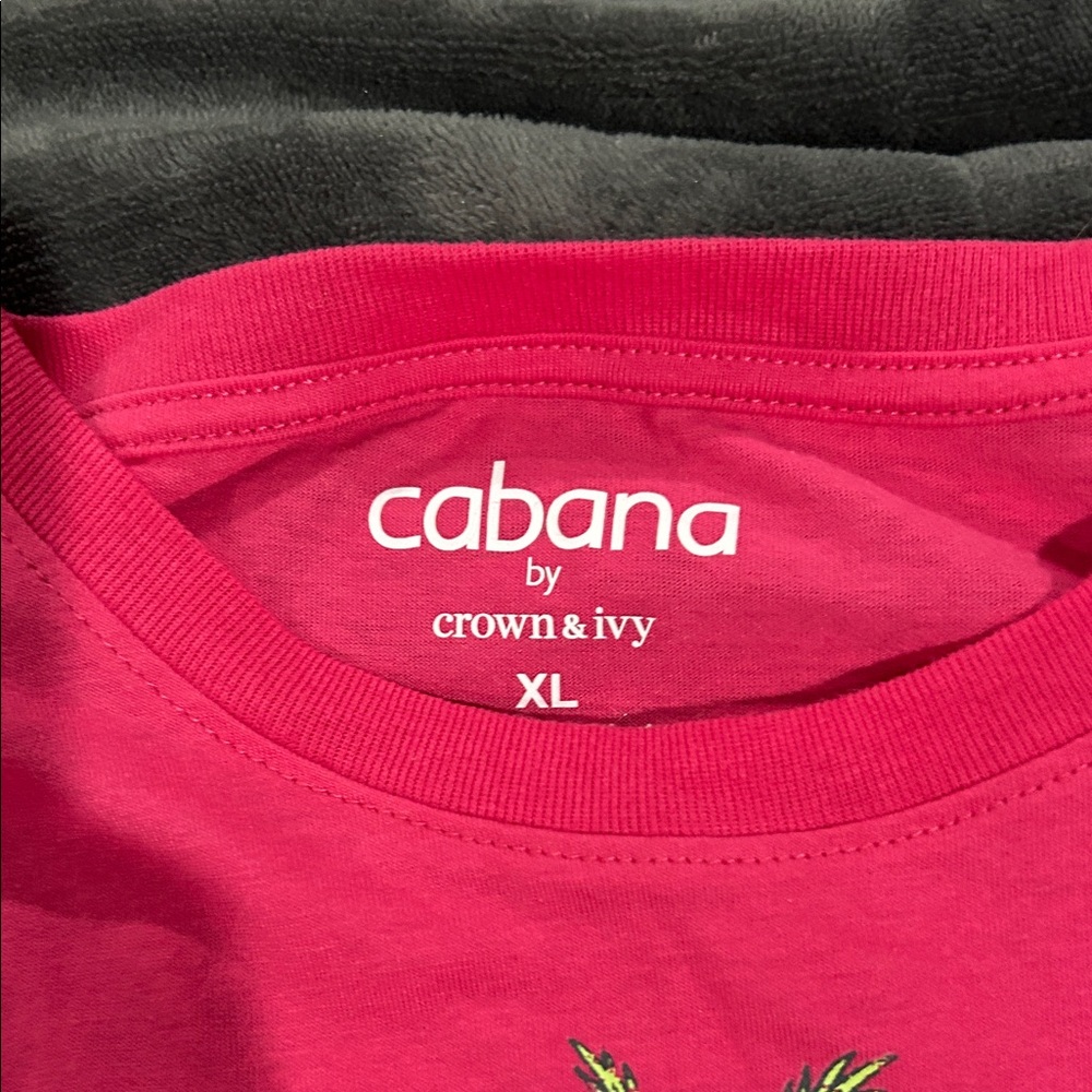Crown & Ivy Pink Short Sleeve Tee